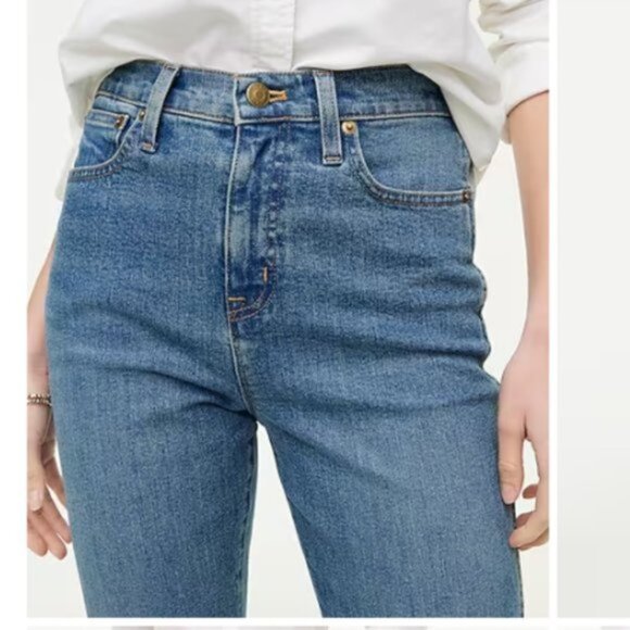 J.Crew NWT Classic vintage jean in all-day stretch Size 33 Jeans - Picture 3 of 15